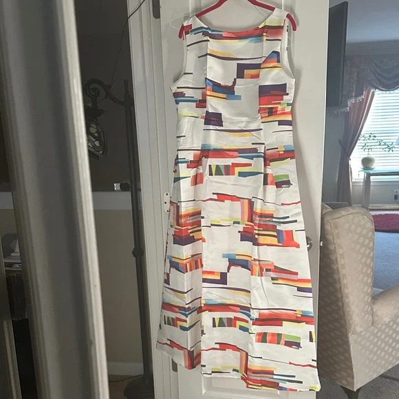 Colorful Dress - Picture 4 of 7